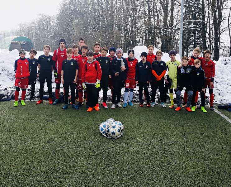 U13