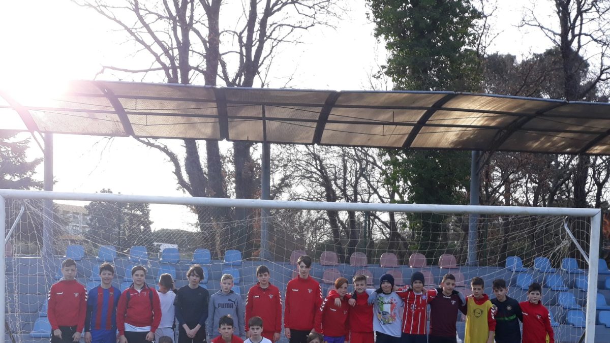 Tekma med U13 proti U14 je bila polna preobratov