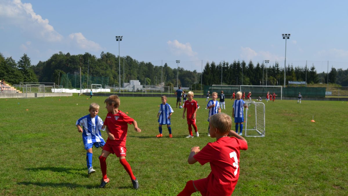 Kaj mi pomeni igranje nogometa? Odgovarjata Gaber in Zala (U9)