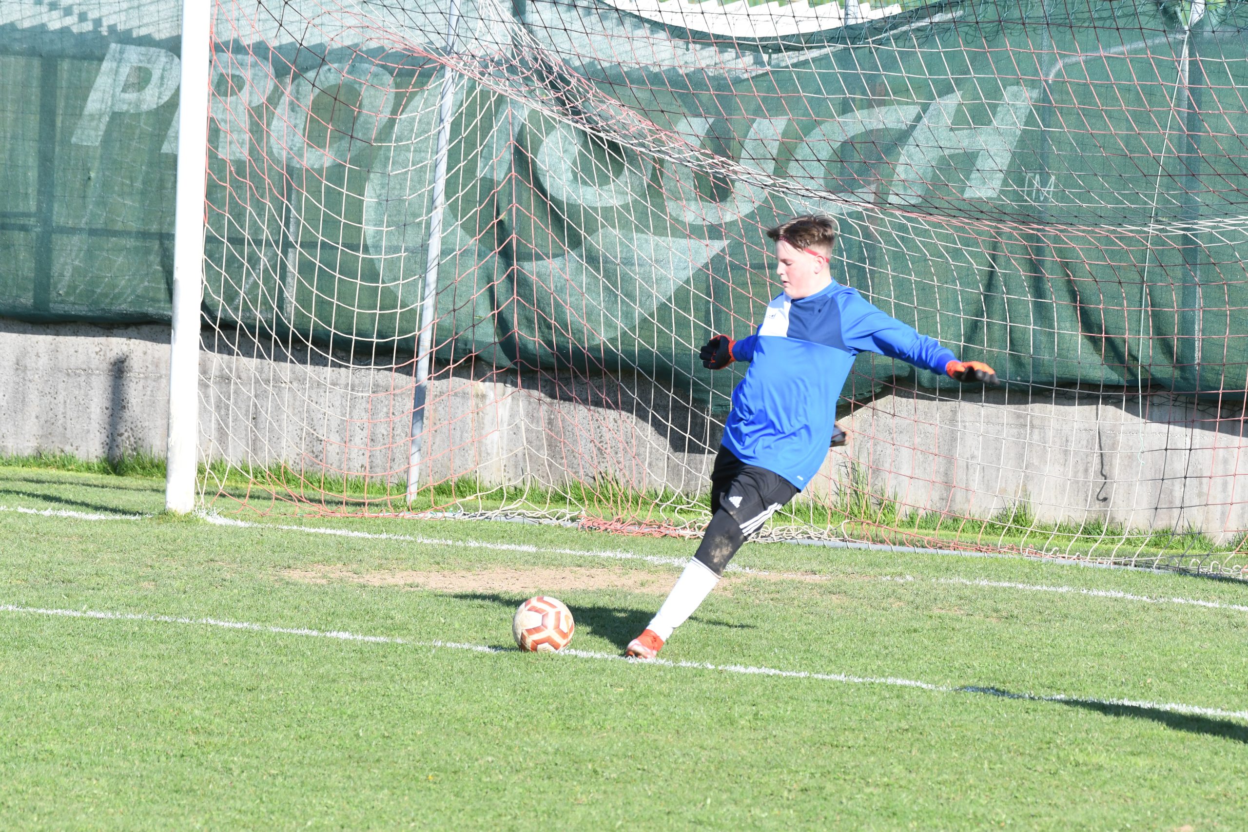 Leon Kuč pri izvedbi gol avta