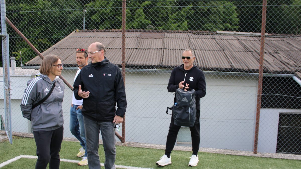 Obiska predstavnikov UEFA in NZS