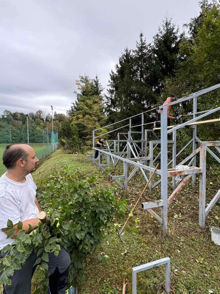 Druženje in delovne akcije