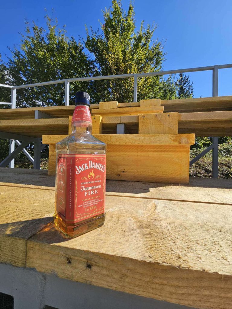 Druženje in delovne akcije