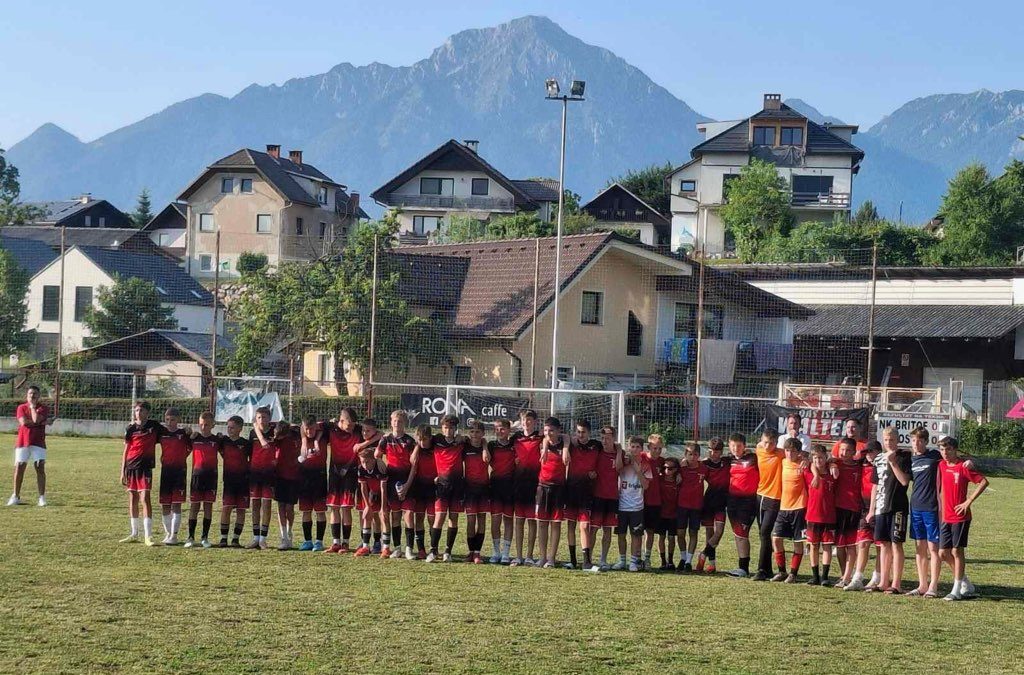 Odmeven uspeh naših ekip U13